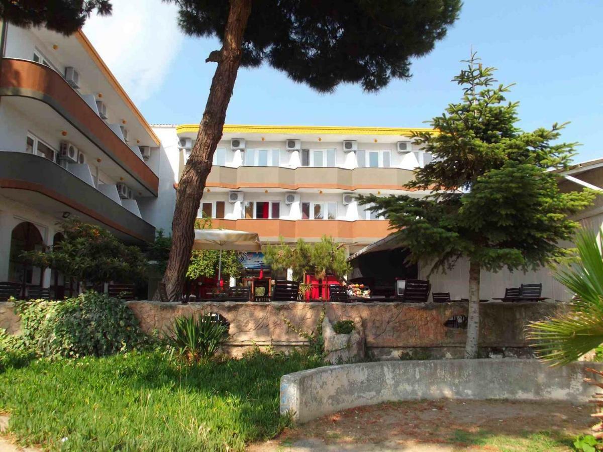 Belgin Otel Ердек Екстериор снимка